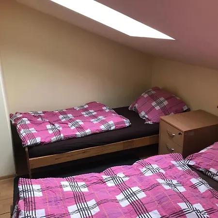 Sciegiennego Hostel *